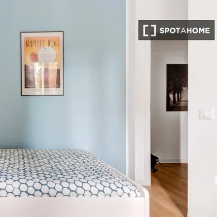 Rent this 5 bed room on Polizia Postale e delle Comunicazioni in Via Moisè Loria, 20144 Milan MI