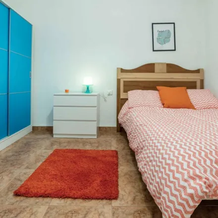 Rent this 5 bed apartment on Carrer de Cuba in 79, 46006 Valencia
