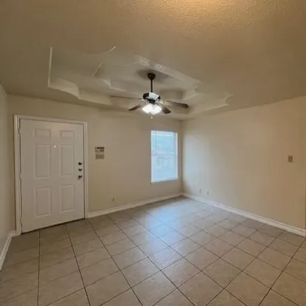 Image 4 - 3038 East Stewart Street, Laredo, TX 78043, USA - Apartment for rent