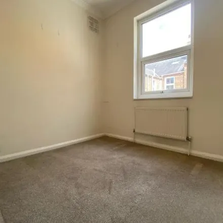 Image 2 - York Carpet & Bed Centre, 14 Scarcroft Road, York, YO23 1PF, United Kingdom - Townhouse for rent