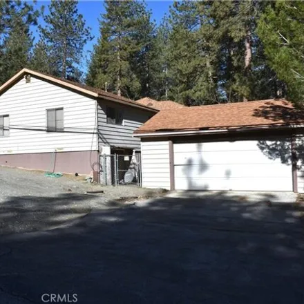 Image 2 - 1464 Helen Street, Wrightwood, CA 92397, USA - House for sale
