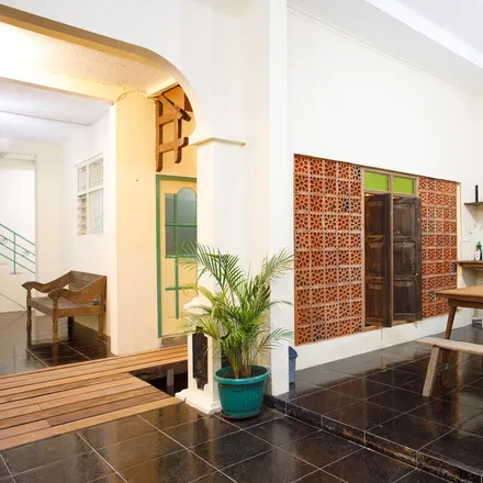 Image 4 - Yogyakarta, Mantrijeron, YO, ID - House for rent