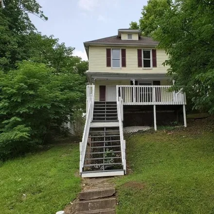 Buy this studio house on Knost Alley in Portsmouth, OH 45662