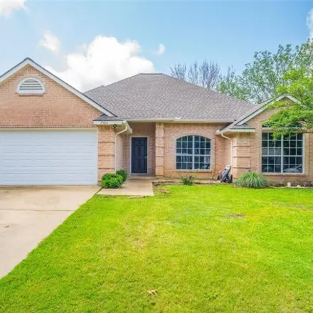Buy this 3 bed house on 7518 Brentwood Court in North Richland Hills, TX 76182