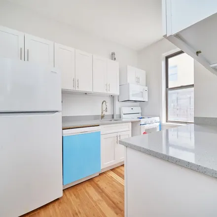 Rent this 4 bed apartment on Jumbos Pizza Coffee Shop in Broadway, New York