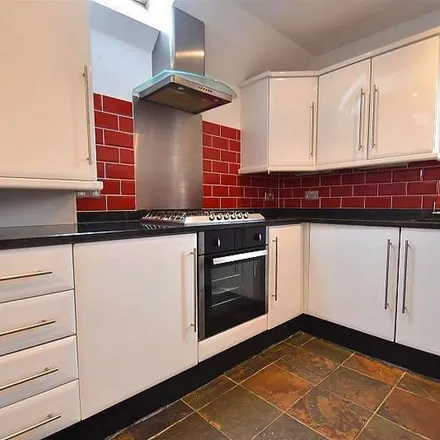 Image 5 - Hunston Road, West Timperley, M33 4RP, United Kingdom - Apartment for rent