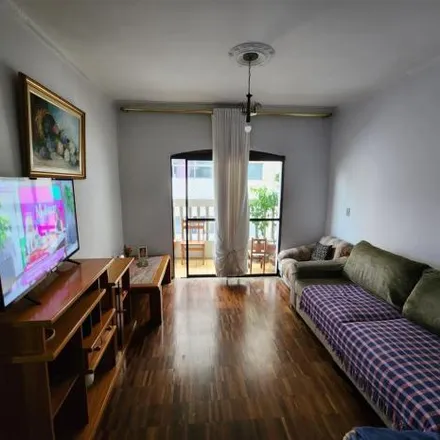 Buy this 3 bed apartment on Rua Londrina in Rudge Ramos, São Bernardo do Campo - SP
