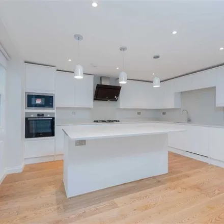 Rent this 4 bed apartment on Corringham Garden in Craven Hill Gardens, London