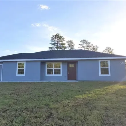 Buy this 3 bed house on 3775 Southeast 134th Street in Marion County, FL 34420