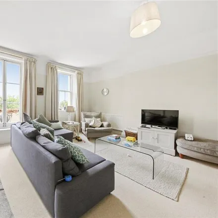 Rent this 2 bed apartment on 16 Kensington Park Gardens in London, W11 3HA