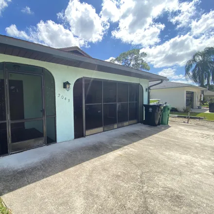 Image 3 - 2043 Southeast Benedictine Street, Port Saint Lucie, FL 34983, USA - House for sale