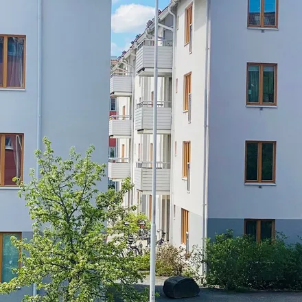 Rent this 2 bed apartment on Vallagränd 13 in 136 36 Handen, Sweden