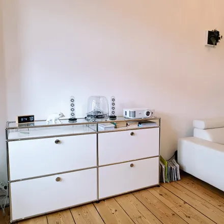 Rent this 2 bed apartment on Zelterstraße 6 in 10439 Berlin, Germany