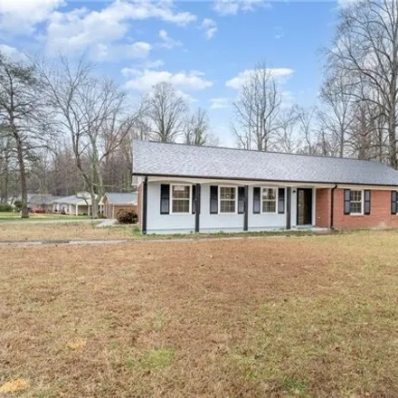 Buy this 3 bed house on 2607 Woodcreek Road in Winston-Salem, NC 27106