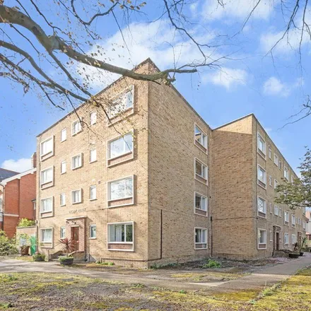 Rent this 1 bed apartment on Escuan Lodge in Aberdeen Park, London