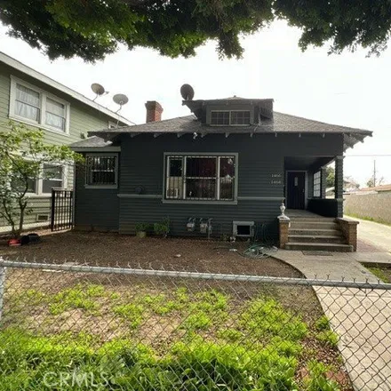 Buy this 2 bed house on 1467 West 23rd Street in Los Angeles, CA 90007