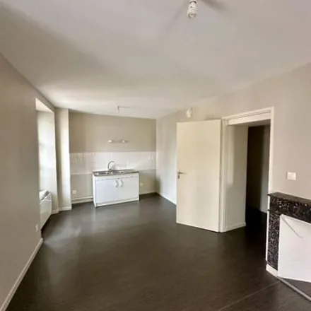 Image 2 - 3 Rue Castara, 54300 Lunéville, France - Apartment for rent