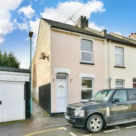 Buy this 3 bed house on 5 Granville Road in Medway, ME7 4DL