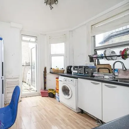Buy this 1 bed apartment on Mahi & Co in Cameron Place, London