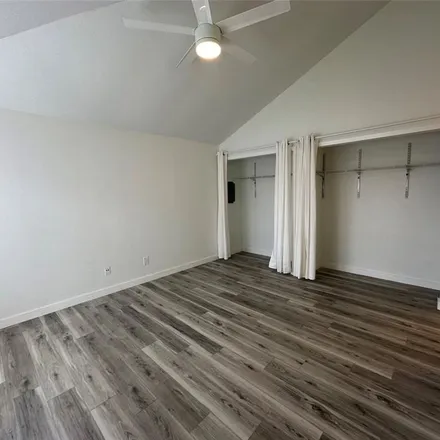 Rent this 2 bed apartment on 11502 Meadow Pines Court in Houston, TX 77477