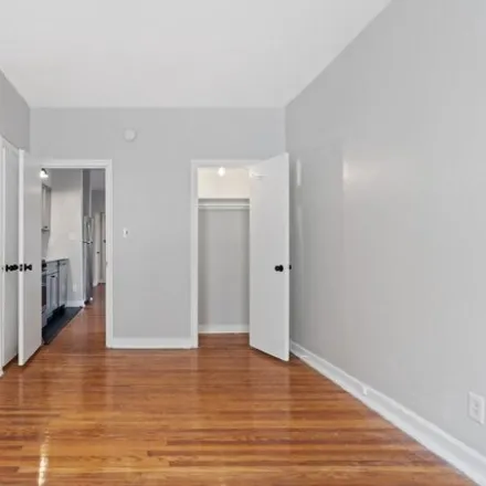 Image 9 - 623 Pine Street, Philadelphia, PA 19103, USA - Apartment for rent