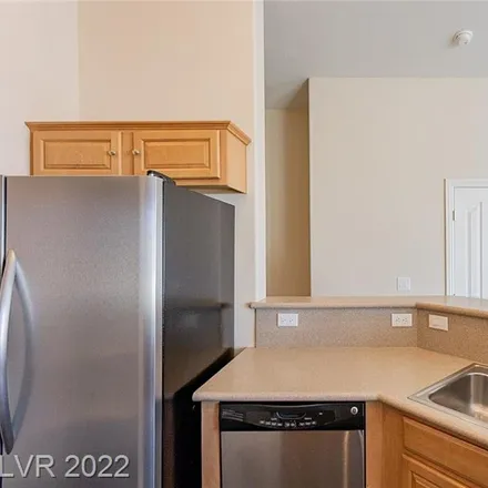 Image 8 - 5542 Box Cars Court, Las Vegas, NV 89122, USA - Townhouse for sale