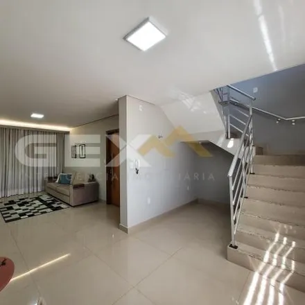 Buy this 3 bed apartment on Rua Cristóvão Teixeira in Divinópolis - MG, 35500-151