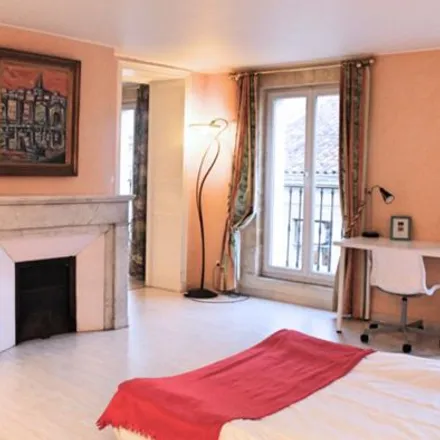Rent this 1 bed room on 21 Rue Montgrand in 13006 Marseille, France