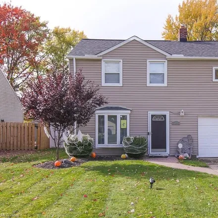 Buy this 3 bed house on 7246 Parma Park Boulevard in Parma, OH 44130