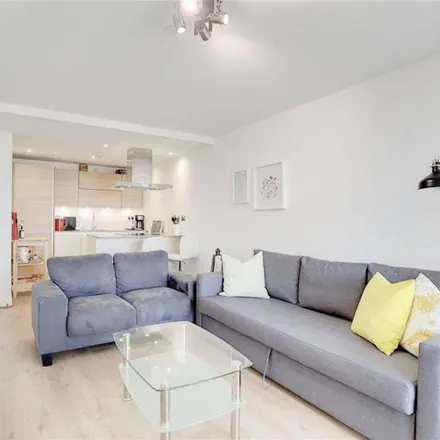 Rent this 1 bed apartment on Unex Tower in 7 Station Street, London