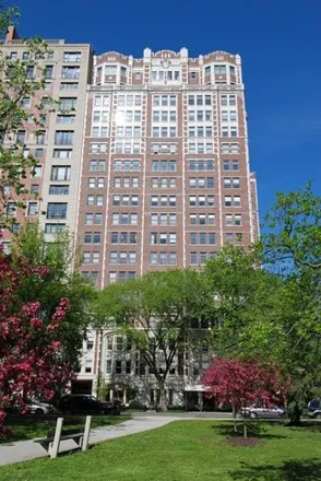 Image 1 - 2432-2442 North Lakeview Avenue, Chicago, IL 60614, USA - House for sale