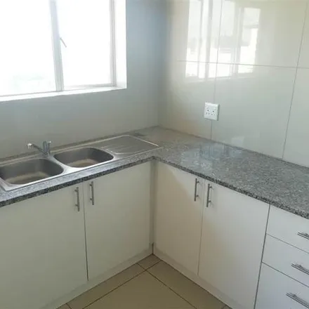 Image 1 - Matheran Road, Avoca, Durban North, 4051, South Africa - Apartment for rent