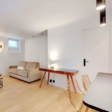 Image 3 - 79 Avenue Bosquet, 75007 Paris, France - Apartment for rent