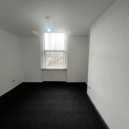 Image 3 - Manningham Lane, Bradford, BD1 3EB, United Kingdom - Apartment for rent