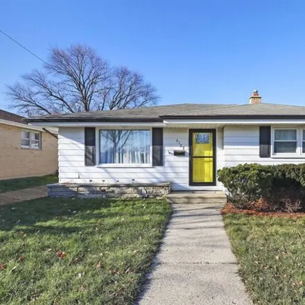 Buy this 3 bed house on 6182 49th Avenue in Kenosha, WI 53142