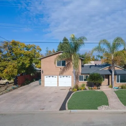 Buy this 5 bed house on 12113 Pecan Avenue in Waterford, Stanislaus County