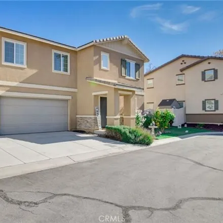 Image 2 - 10498 Sparrow Court, Moreno Valley, CA 92557, USA - House for sale