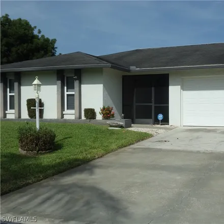 Image 1 - 4831 Tredegar Lane, Whiskey Creek, Lee County, FL 33919, USA - Townhouse for sale