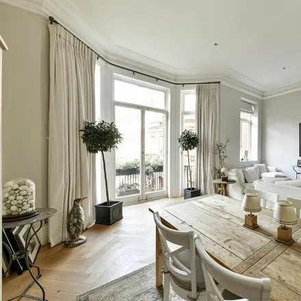 Rent this 3 bed apartment on 45 Sloane Gardens in London, SW1W 8ED
