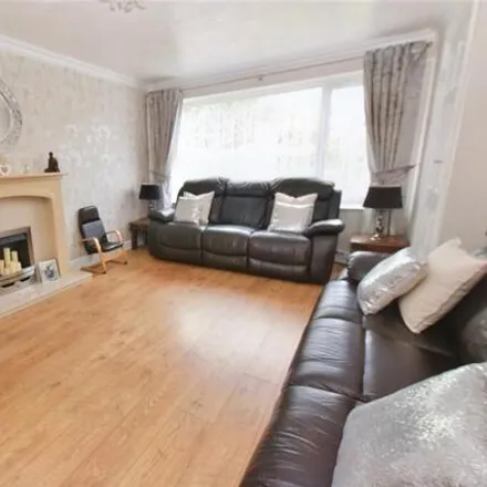 Image 2 - Tong Road, Pudsey, LS12 5AU, United Kingdom - House for sale