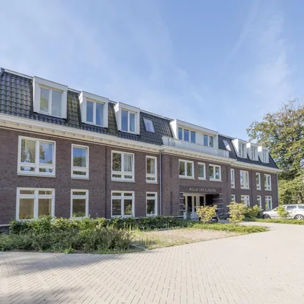 Rent this 1 bed apartment on Prins Hendriklaan 30 in 1261 AJ Blaricum, Netherlands