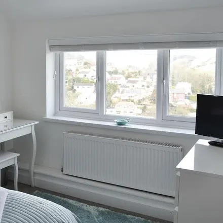Rent this 3 bed townhouse on Mevagissey in PL26 6RX, United Kingdom