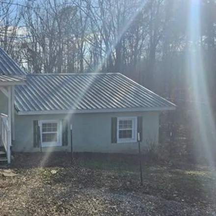 Rent this 3 bed house on Ottis Drive in Morgan County, AL 35621