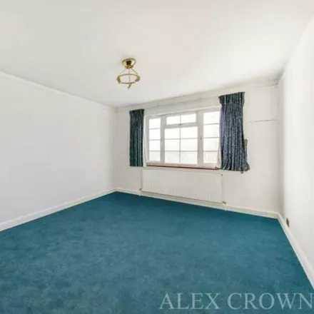 Image 5 - Neville's Court, London, NW2 6HQ, United Kingdom - Apartment for sale
