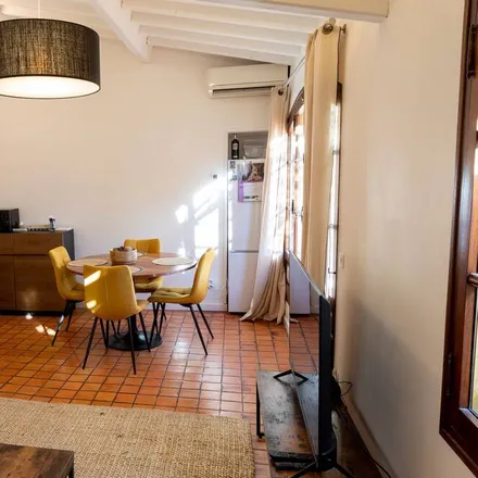 Rent this 2 bed apartment on Aix-en-Provence in Bouches-du-Rhône, France