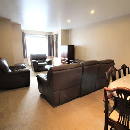 Image 4 - 7 Botteville Road, Fox Hollies, B27 7YE, United Kingdom - Apartment for rent