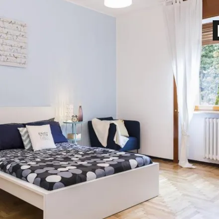 Rent this 4 bed room on Via Luigi Soderini in 20147 Milan MI, Italy