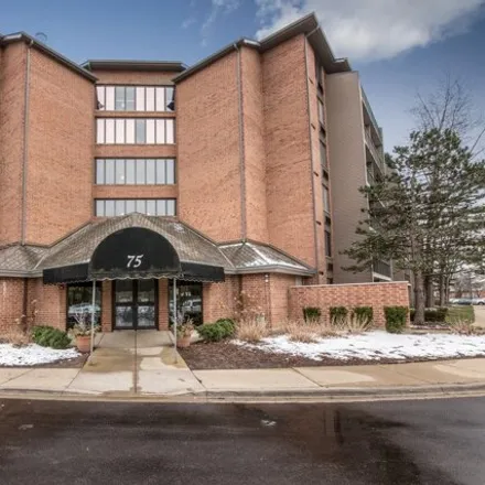 Buy this 1 bed condo on 1642 White Oak Lane in Schaumburg, IL 60195