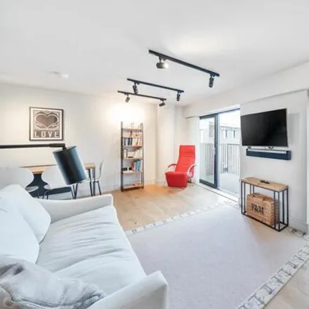 Buy this 1 bed apartment on Newham's Yard in 151 Tower Bridge Road, Bermondsey Village