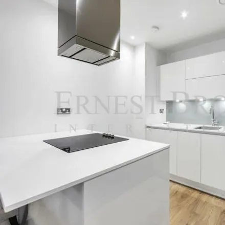 Image 3 - Plot B, Prestons Road, Canary Wharf, London, E14 9RL, United Kingdom - Townhouse for rent